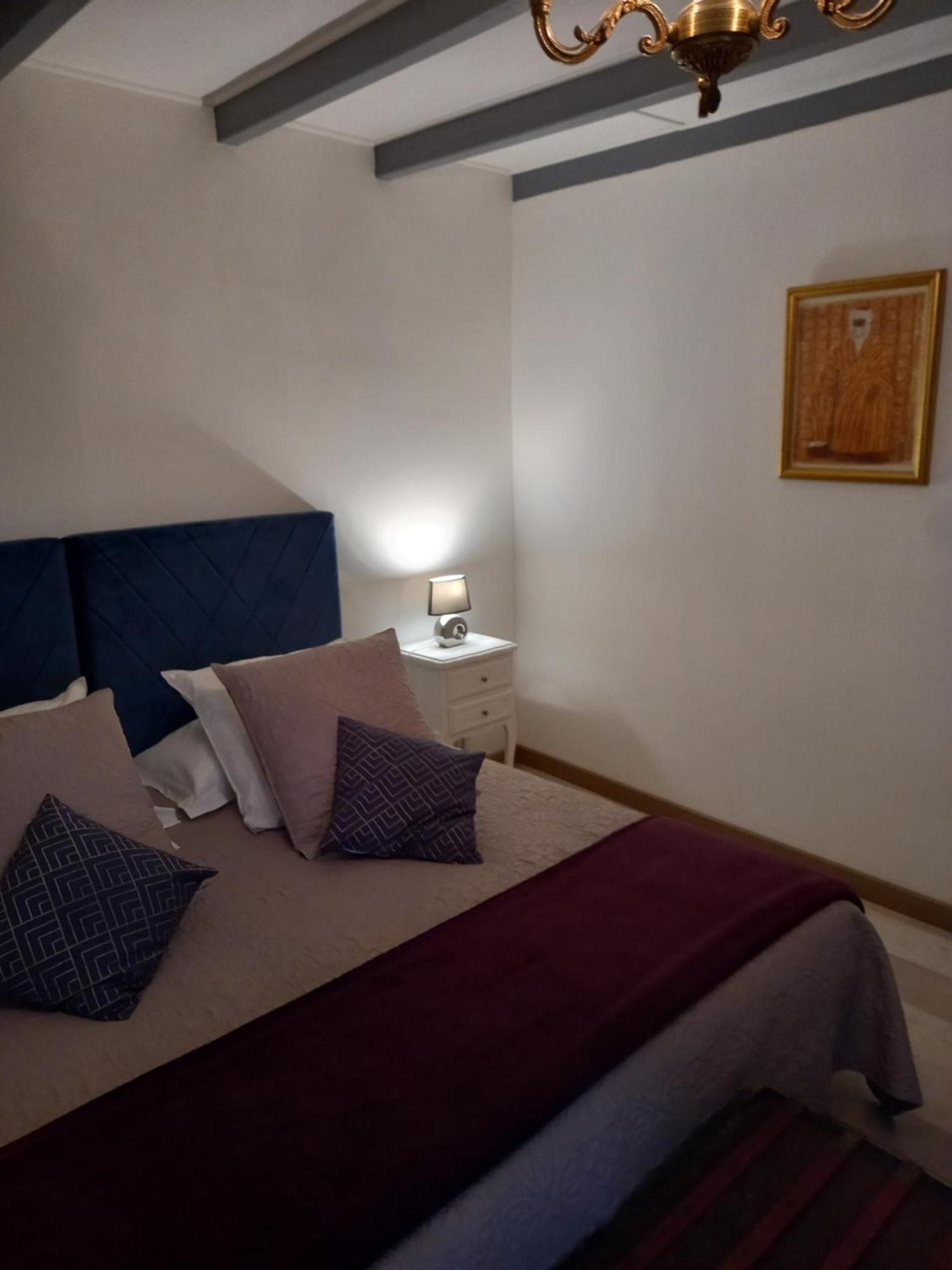 Montismaurelli Bed & Breakfast Montmoreau Bagian luar foto